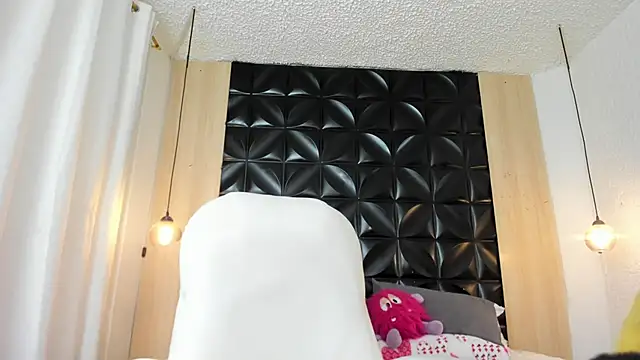 Rapthalia_'s Live XXX Chat