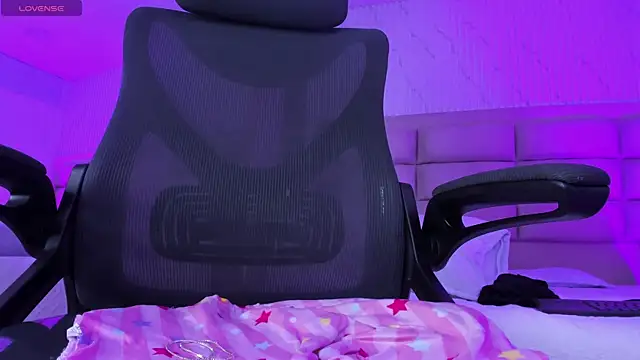 Czat XXX na żywo – CarolineFyre