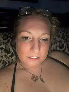 sweetkacibaby webkamerás műsora