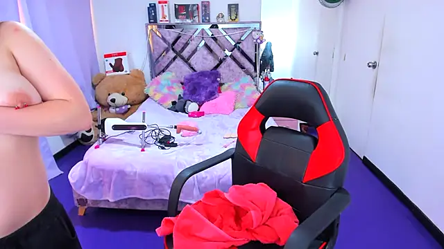 Chat +18 de Luna_Analya ao vivo