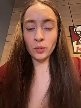 Holly_Play লাইভ XXX চ্যাট