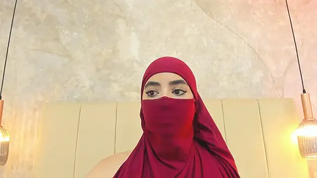 nayiraa_ Chat XXX in diretta