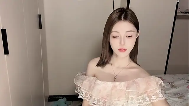 yu-33 在線直播表演