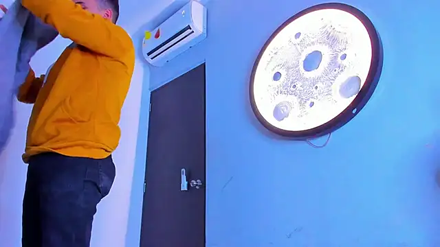 mike_257 élő XXX-chatje