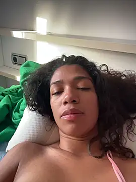 MikaScarlet 在線直播表演