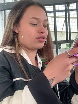 Diosa_Pinkk 现场XXX聊天