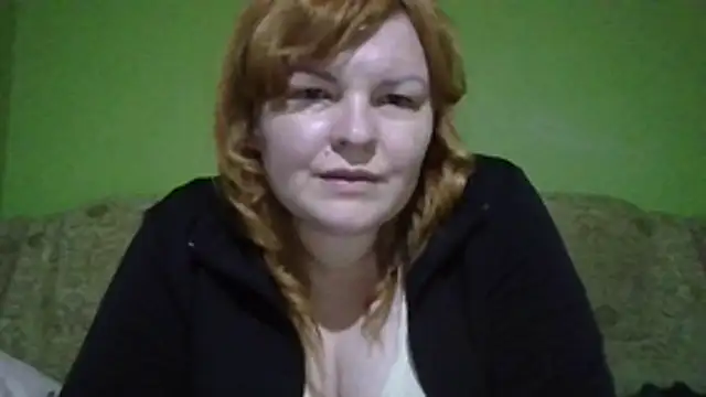 KrisryOxNikss' Webcam Show