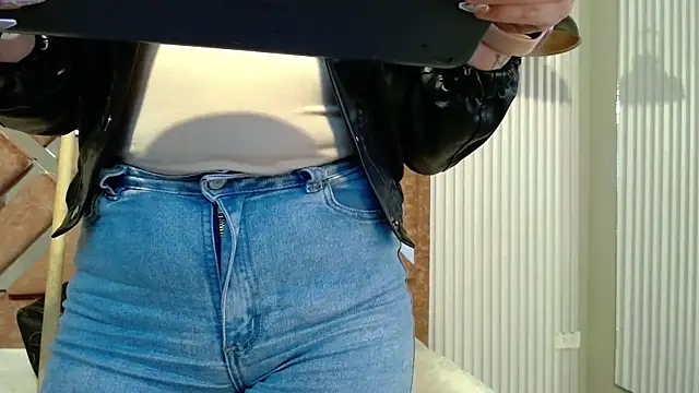 _isaabellaa's Live XXX Chat