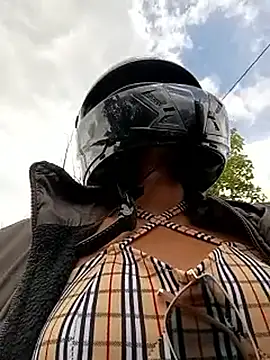 Leticia_Hinkley_'s Live XXX Chat