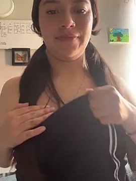 CocoaGigiMuse's Live XXX Chat