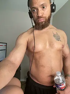 Fathero1time 即時 XXX 聊天