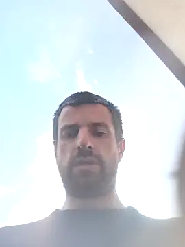 TwardyKierowca 在線直播表演