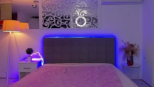 Chat +18 de LuisaClover ao vivo