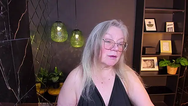 NataliMellow's Webcam Show