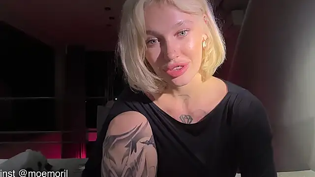 Golden_Aline Webcamshow