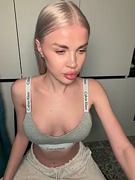 socandyeva Adlı Modelin Canlı XXX Sohbeti