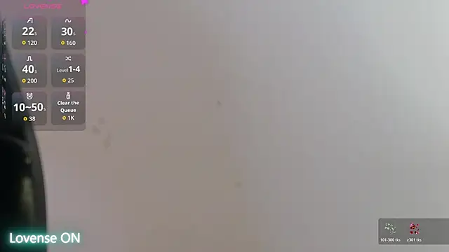 AuraPure Adlı Modelin Canlı XXX Sohbeti