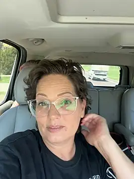 Starrlane999 élő XXX-chatje