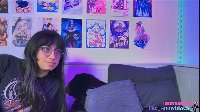 XXX chat uživo modela snowblack_