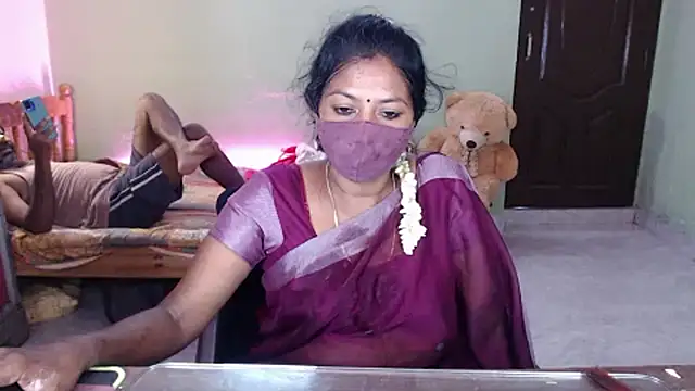 HotGulabi's Webcam Show