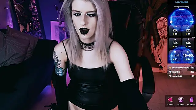 Noah_ElmerX Chat XXX in diretta