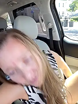 SkyelarsWorld's Webcam Show