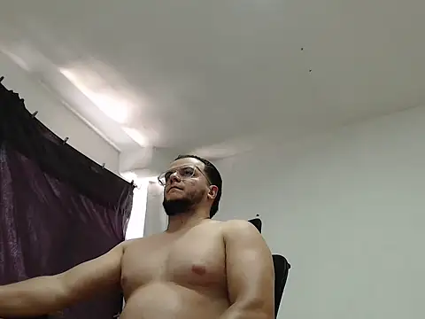 Masterboy00 Live XXX-chat