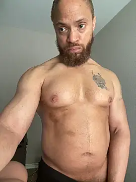 Fathero1timeのライブXXXチャット