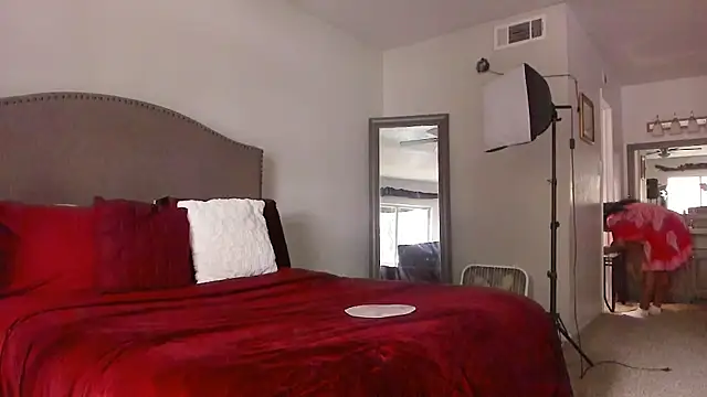 yiauana – Live XXX-chat