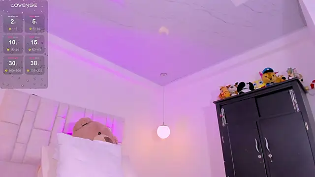 Chat XXX en directo de CodyTwink