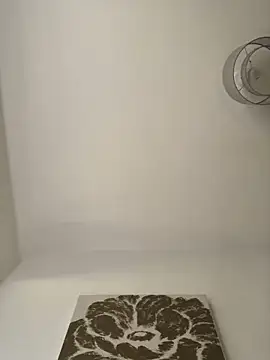 Awkwardguy 网络视讯表演