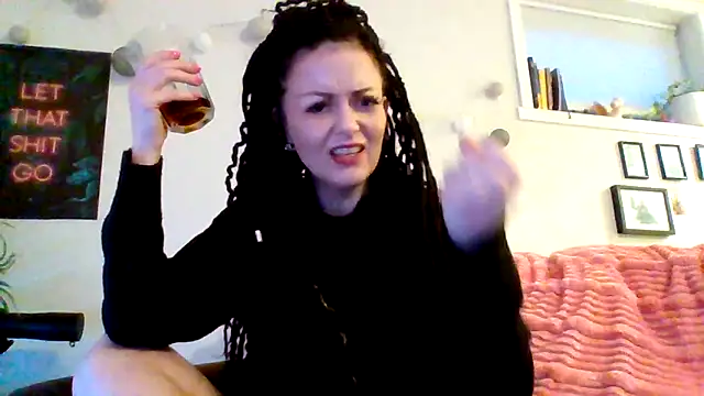 Chatroom XXX en direct de shyhornymommy