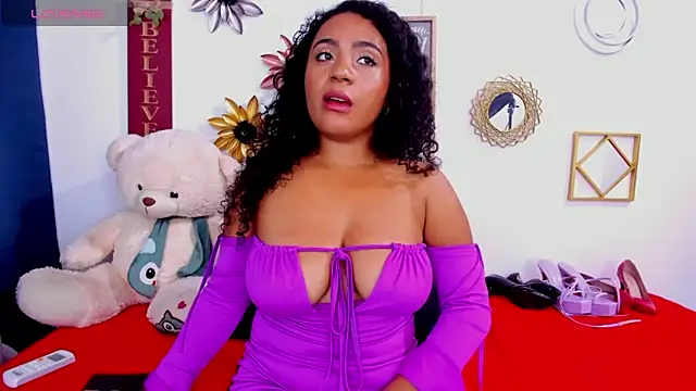 Chat XXX en directo de paolitakens