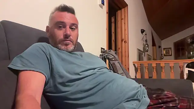 marcovik1 Pertunjukan Webcam