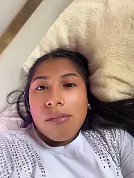 LinnaGardenia's Live XXX Chat