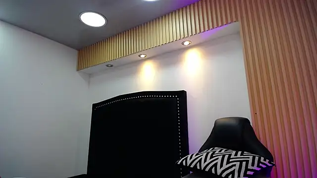 VeronicaBlake's Live XXX Chat