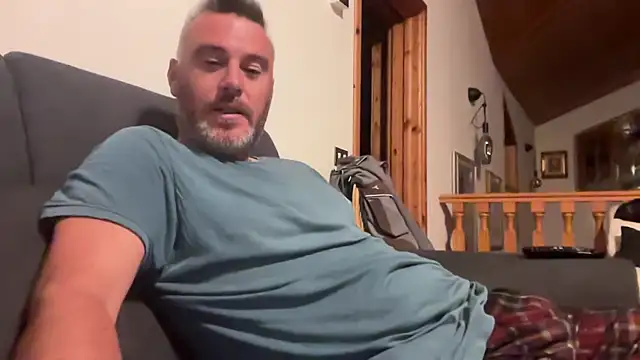 marcovik1 라이브 XXX 채팅