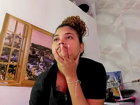 EllyBloom's Live XXX Chat