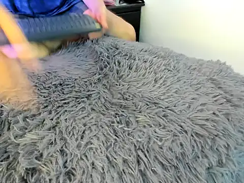 Bryan_Rossi: διαδικτυακό σόου στην κάμερα