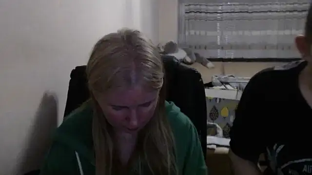 PeterAndJen Live XXX-chat
