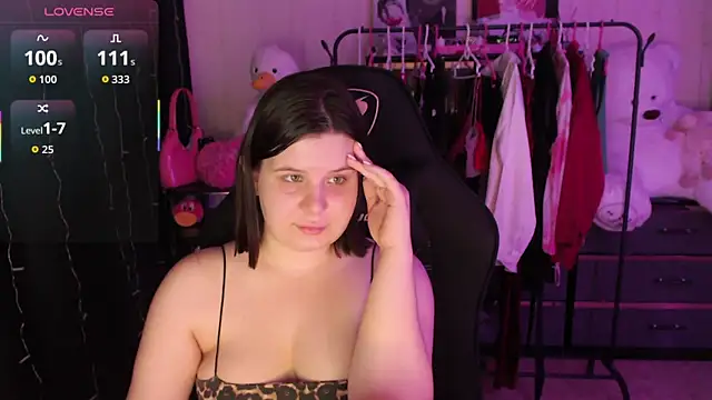 AmyVibess' Live XXX Chat