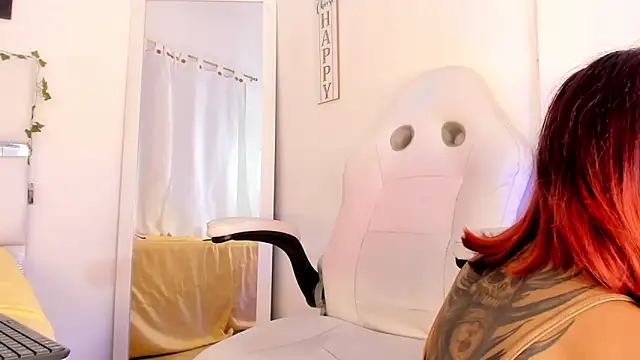 Chat XXX en directo de LiilithNyx