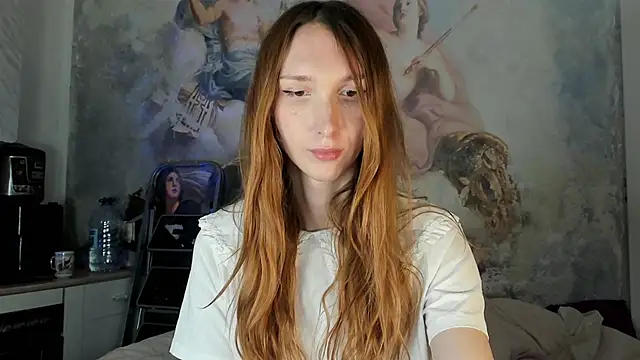 Show modela LisaIcon na web-kameri