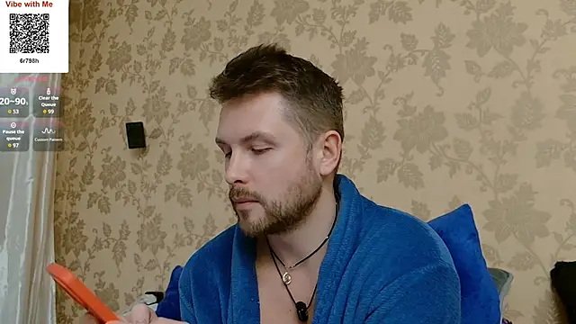 XXX chat uživo modela MartinBrandon