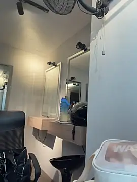 Sky_Junne – Live XXX-chat