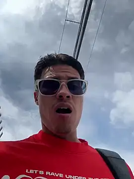 TavoHot_ 现场XXX聊天