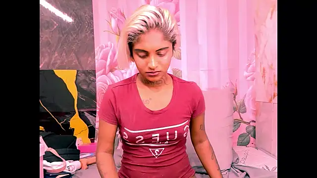 XXX chat uživo modela indian_barbie