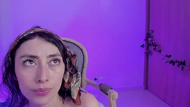 Amatiista's Live XXX Chat