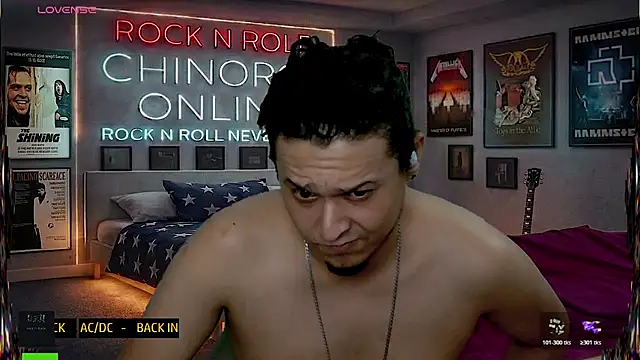 chino_roz Webcam show