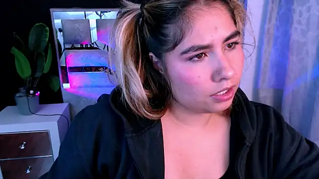 Sofiazaf_ Chat XXX in diretta